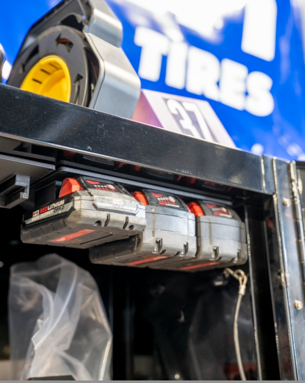 Custom 3D Printed Milwaukee M12 & M18 Battery Holder